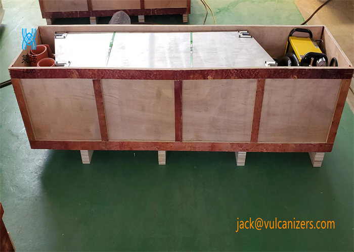 Prensa de vulcanización en caliente con cinta transportadora para máquina de neumáticos para vulcanizador de formación de neumáticos asequible